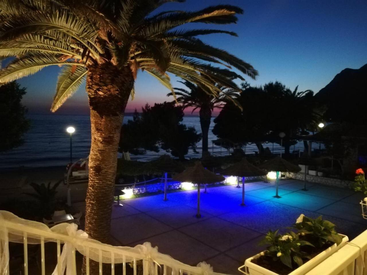 Hotel Laguna Gradac  Buitenkant foto
