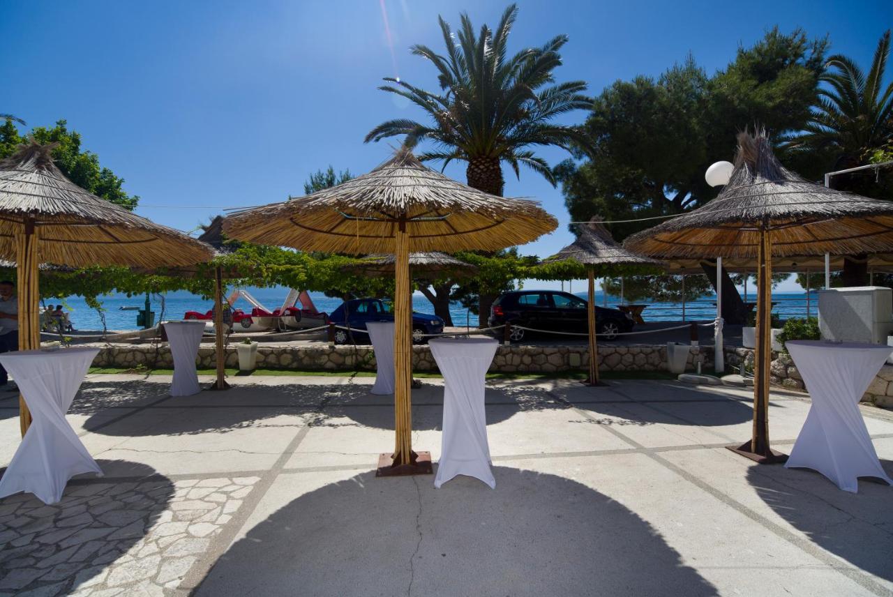 Hotel Laguna Gradac  Buitenkant foto